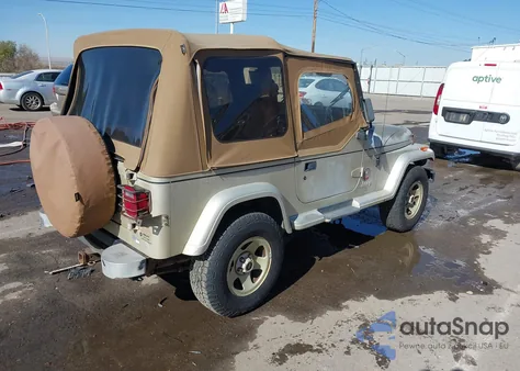 1992 Jeep Wrangler / Yj Sahara from USA, damaged, VIN 2J4FY49S2NJ548683